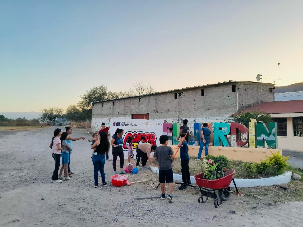 Actividad Cultural Comunitaria: Convite Cultural en la Plaza principal El Jardín